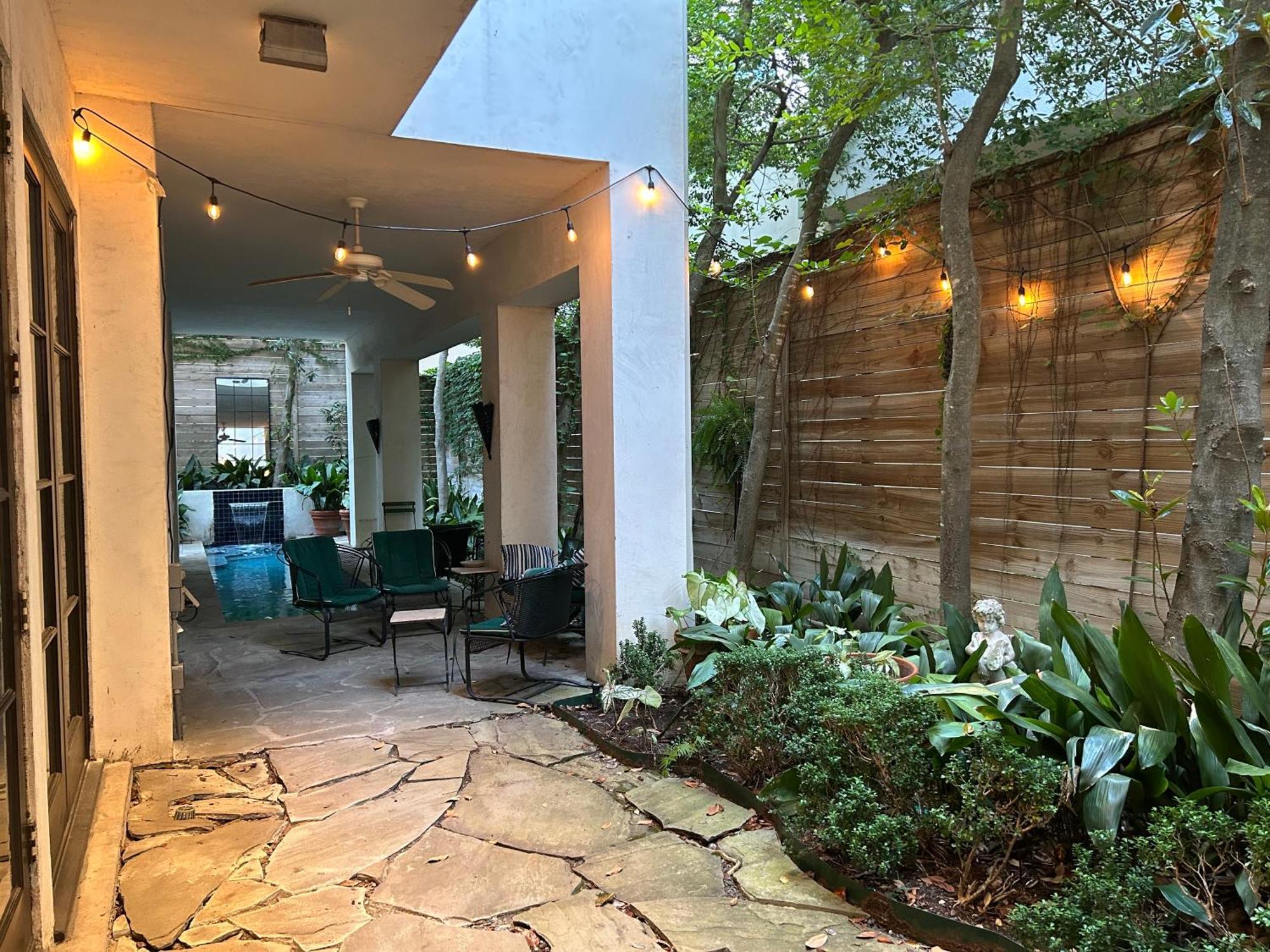 Artist'S Library With A Private Swimming Pool Appartement Houston Buitenkant foto